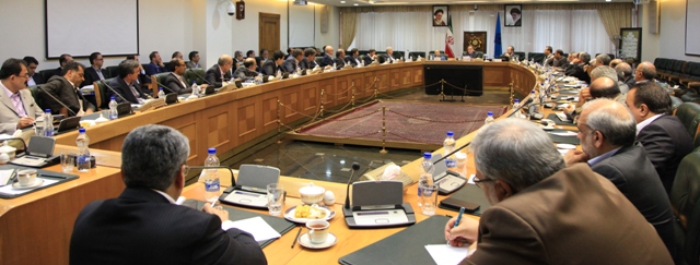 مسائل روز بانکی در جلسه مدیران عامل بانکها بررسی شد