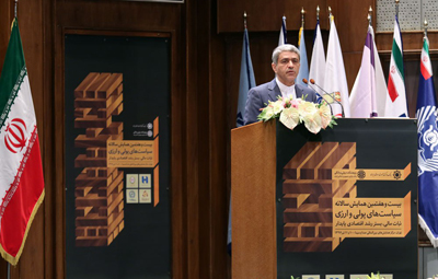 طیب‌نیا: لزوم حفظ اعتماد مردم به دولت/ حفظ ثبات در اقتصاد اصل اساسی است