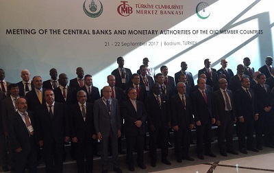 سخنراني رئيس کل بانک مرکزی در جمع روسای کل کشورهای عضو سازمان همکاری های اسلامی/ بانکداری بدون ربا تسهيل کننده مبادلات مالی است