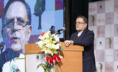 لزوم اصلاح و ارتقای نظام بانکی / بانک‌ها، ارتباط خود را با سایر مراکز علمی و پژوهشی تقویت کنند