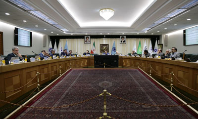 شورای پول و اعتبار راه اندازی سامانه رفع تعهد ارزی واردکنندگان را تصویب کرد شورای پول و اعتبار راه اندازی سامانه رفع تعهد ارزی واردکنندگان را تصویب کرد