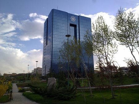 آخرین تصمیمات درباره تامین مالی ریالی از شرکت های تولیدی و بخشودگی جریمه دیرکرد پرداخت اقساط تسهیلات تا مبلغ 700 میلیون تومان/ رصد به هنگام روند تامین اسکناس مورد نیاز شعب بانکها 